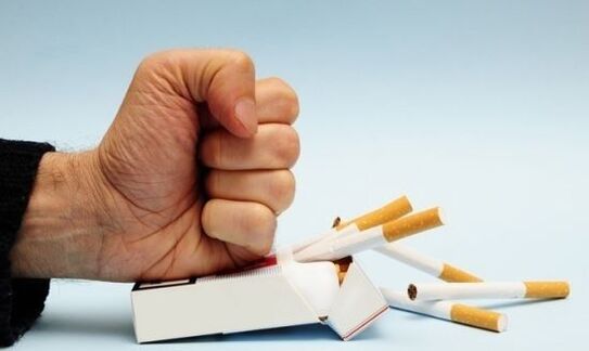 Smettere di fumare previene il dolore alle articolazioni delle dita